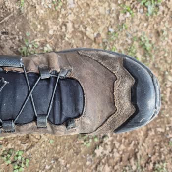 Dayanıklılığı Sorgulanan Ayakkabı Ve Müşteri Hizmetleri Sorunu