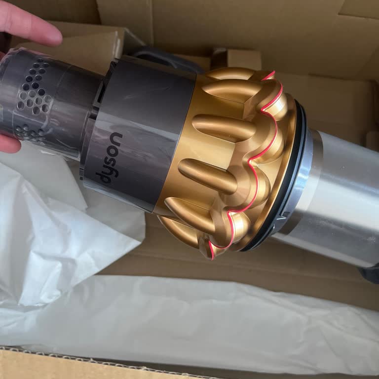 Dyson Yanlış Ürün Ve Yetersiz Müşteri Hizmeti