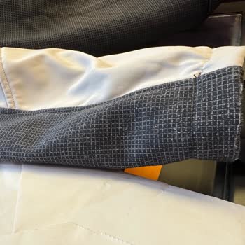 Montta Beklenmedik Tüylenme Ve Boyner İlgisizliği