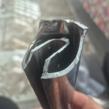 Koltuk Takımının Ayakları Kendiliğinden Kırılıyor