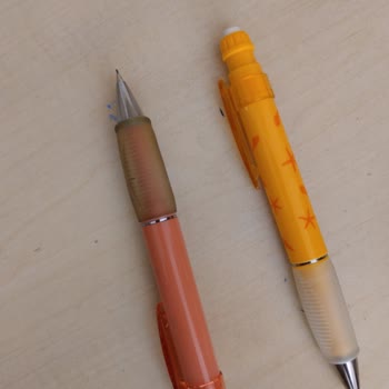 Kalemlerin Tutma Yerindeki Sararma Sorunu