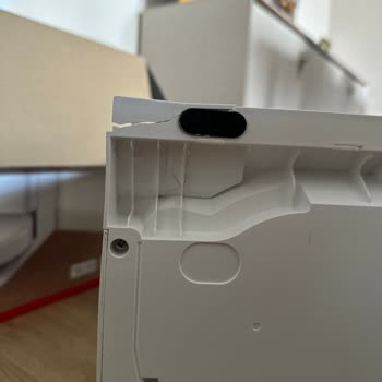 Roborock Q Revo MaxV Became Unusable Due to Sensor Malfunction and Cracked Ramp