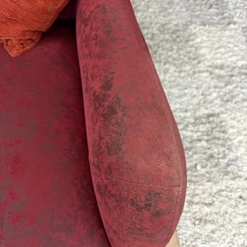 İstikbal Koltuk Takımında 2 Yıl İçinde Renk Solması Sorunu