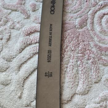 Derimod'dan Aldığım Kemerin Kalitesizliği Hayal Kırıklığına Uğrattı