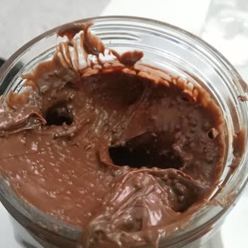 Son Kullanma Tarihi Geçmemiş Çikolata Bozuk Çıktı