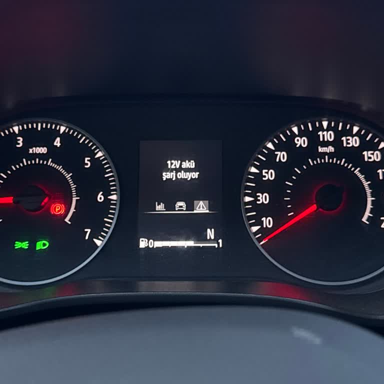 Dacia Sandero'da Kalıcı Uyarı Işığı Sorunu
