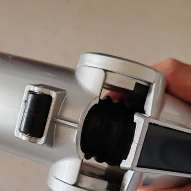 Vestel Süpürge Parçası Kırıldı, Müşteri Suçlandı