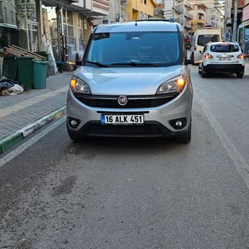 Ters Yönden Gelen Otobüs Ve Şoförün Saldırgan Tavrı