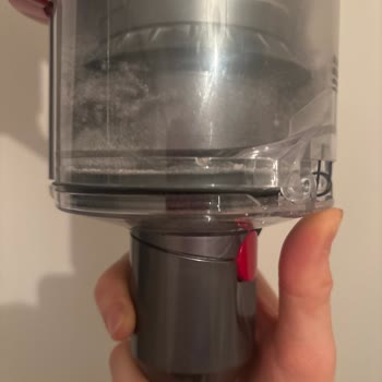 Dyson Süpürge Borusu Çıkmıyor: Hayal Kırıklığı