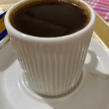 Köpüksüz Kahve Ve Yanık Tat: Abdullah Efendi Makinesi Mağduriyeti