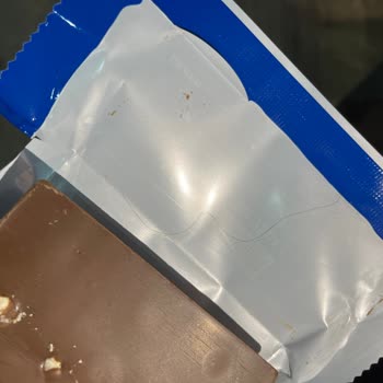 Ülker Çikolata Paketinden Çıkan İstenmeyen Sürpriz