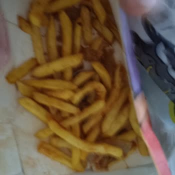 Cajun Corner Hayal Kırıklığı Yaratan Hamburger Siparişi!