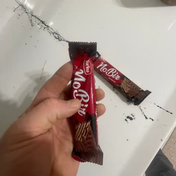 Eksik Çikolata Parçası Şaşkınlığı