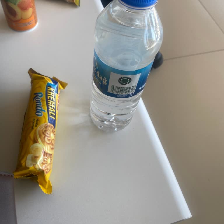 THY Uçuşunda Uzun Rötar Ve Yetersiz İkram