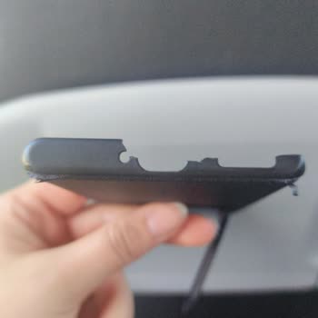 Tecno Mobile Phantom X2 5G İçin Uygun Kılıf Ve Ekran Koruyucu Bulamıyorum!