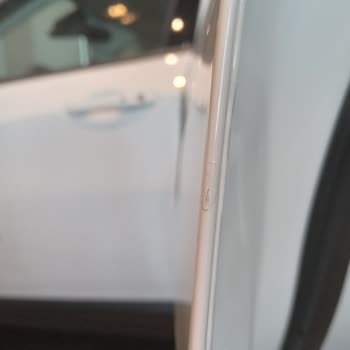 Jeep Compass 2024 Mängel an Fahrzeug bei Übergabe, unprofessionelle Handhabung