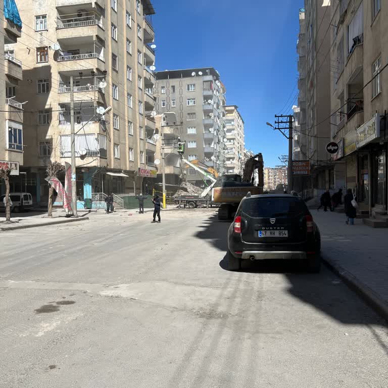 Uzun Süreli Elektrik Kesintileri Yaşamı Zorlaştırıyor