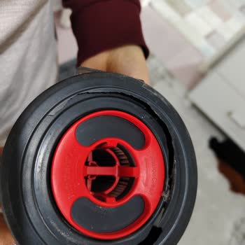 Bosch Şarjlı Süpürge: Kırık Kapak Ve Yanık Motor Sorunu