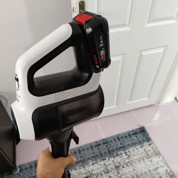 Bosch Şarjlı Süpürge: Kırık Kapak Ve Yanık Motor Sorunu