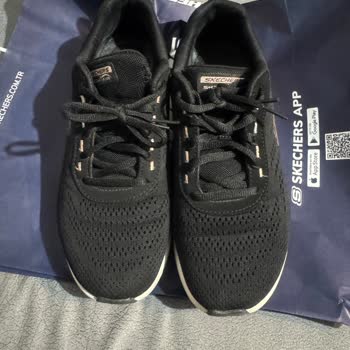 My Skechers Shoes Tore in Just 2 Months – Denied Warranty Claim