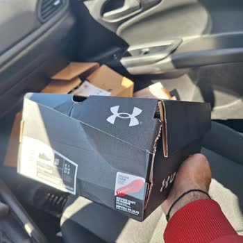 Under Armour Defolu Ürün Ve Güven Kaybı!