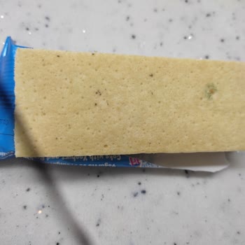 Güvenilir Marka Şaşırtıyor: Küflü Atıştırmalık