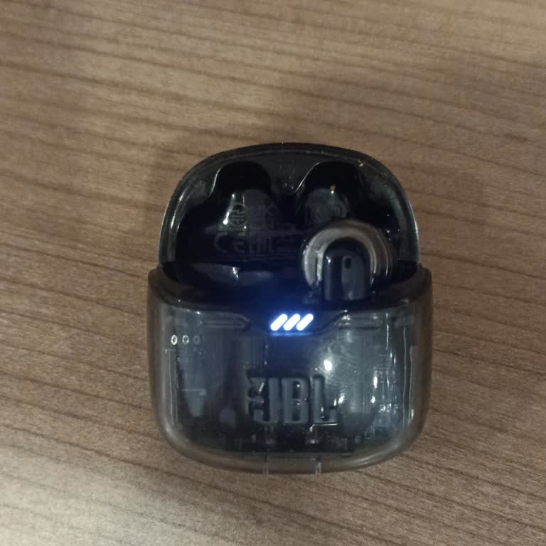 Kaybolan Sol Kulaklık Tekini Bulma Çabası