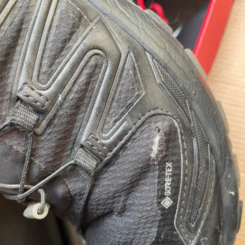 Salomon Zapatos, problema con la Garantía