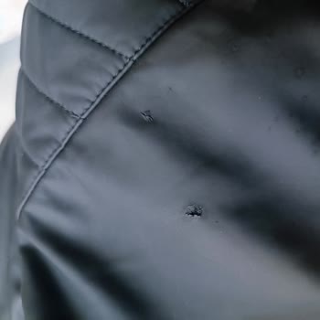De Facto Montum Üç Ayda Deforme Oldu, Mağaza İlgisiz Kaldı