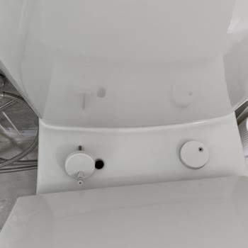 Vitra Toilet Seat Hinge Broke Within a Year – No Replacement Parts Available