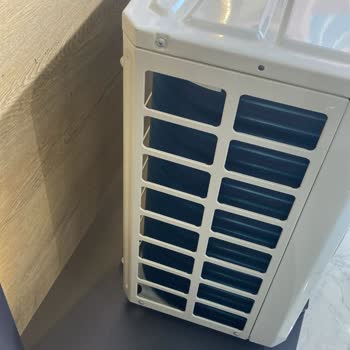 Gree Klima Dış Ünite Koruma Eksikliği