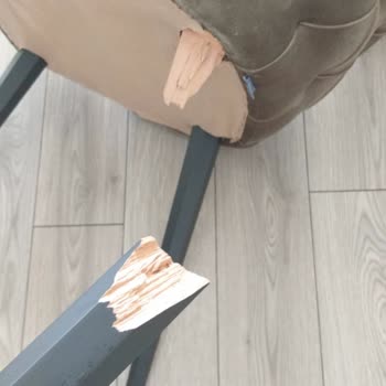 Garanti Kapsamında Olmayan Kırık Sandalye Ayağı Sorunu