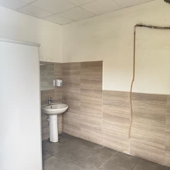 Shell Petrol Ofisi'nde Korku Filmi Gibi Tuvalet Deneyimi