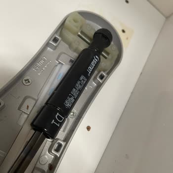 Mutfak Dolap Pistonlarında Güvenlik Sorunu