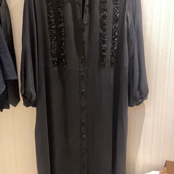 Berva Butik (Instagram) İlk Yıkamada 2 Karış Çekti ve Kalitesizleşti