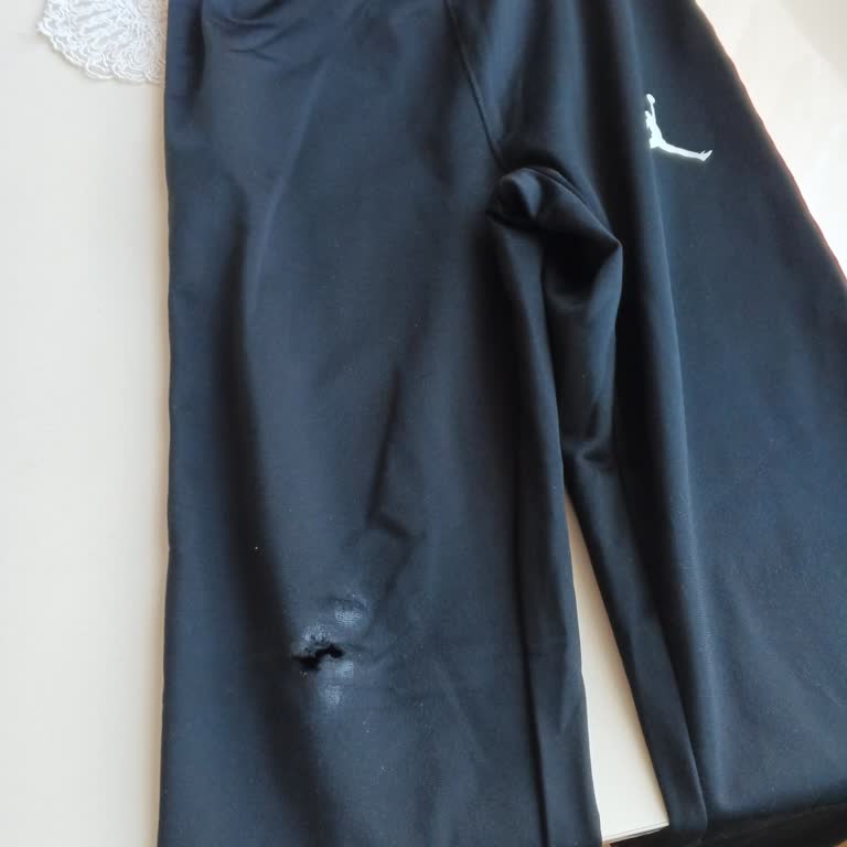 Nike Eşofman Takımının Dayanıklılığı Hakkında Hayal Kırıklığı