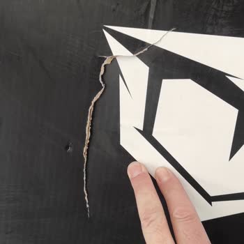 Yurtiçi Kargo Hasarlı Kutu: Monster Laptop Teslimatında Hayal Kırıklığı