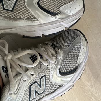 New Balance Ayakkabıda Kalite Sorunu Ve Mağaza İlgisizliği