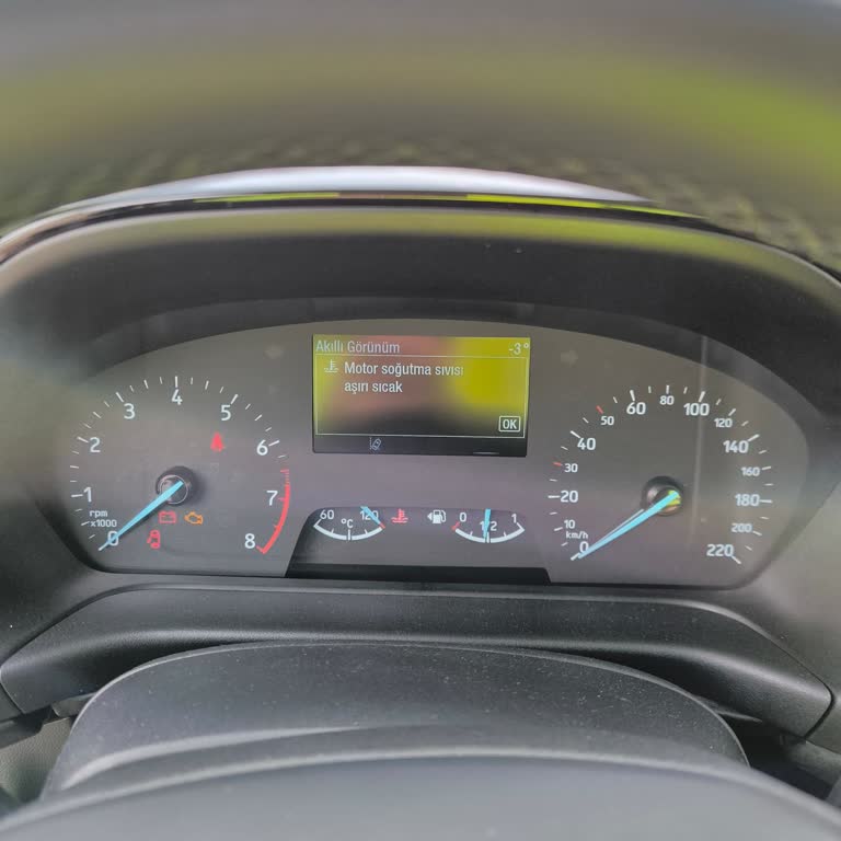 Yeni Araçta Tekrarlayan Sorunlar Ve Yetersiz Servis Çözümü