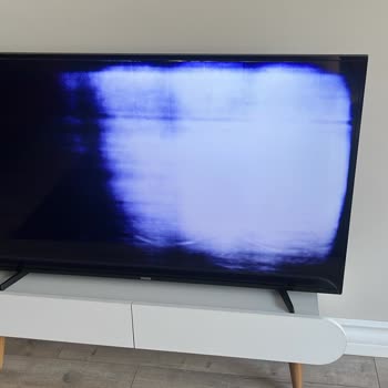 Vestel TV Ekran Sorunu: Kısa Devre Ve Yüksek Onarım Ücreti