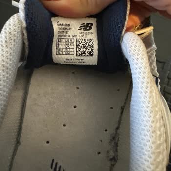 Ayakkabıda Beklenmedik Deformasyon Ve Renk Atması