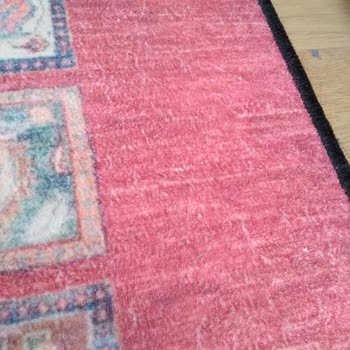 Vivense'den Aldığım Halının Dokusunda Bozulma Ve Yetersiz Müşteri Hizmeti