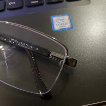 Gözlükte Sürekli Cam Kırılmaları Ve Yetersiz Çözüm