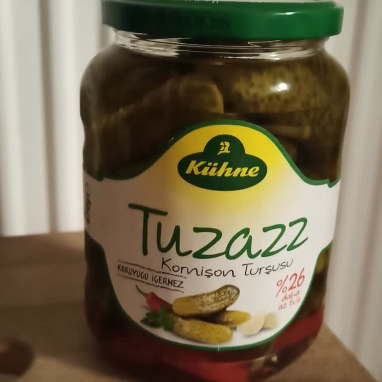 Kühne Tuzazz Kornişon Turşusunun Beklenmedik Acılığı