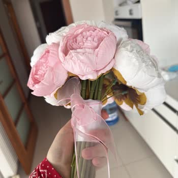Yanlış Ve Kalitesiz Gelin Buketleri: Müşteri Hizmetleri Sorunu