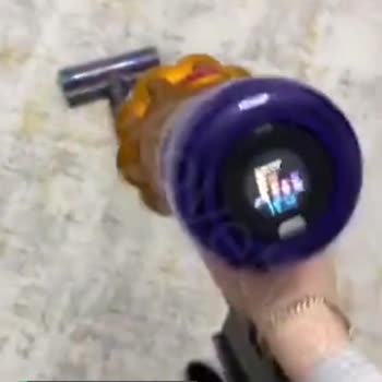 Dyson V12 Süpürge Kendiliğinden Kapanıyor!