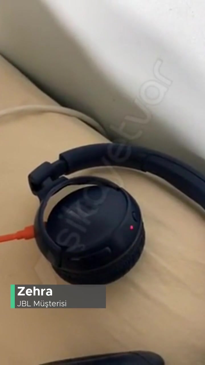 JBL Tune 510bt Kulaklığım Şarj Olmuyor! videonun kapak resmi