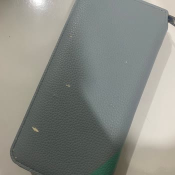 Derimod Cüzdanında Hızlı Aşınma Ve İlgisiz Mağaza Çalışanı