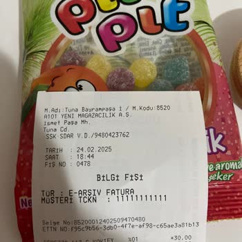 Jelibon İçinde Sinek Şoku: A101 Alışverişinde Hijyen Sorunu