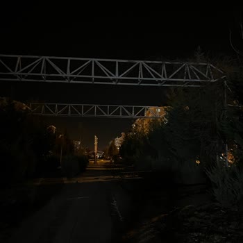 Tepebaşı'nda Işıklandırma Ve Bakım Eksikliği Güvenliği Tehdit Ediyor